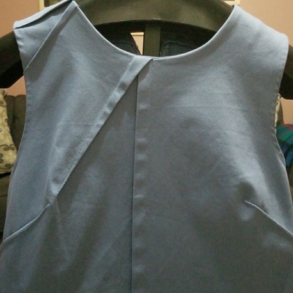 Banana Republic Sleeveless Dress - Picture 3 of 4